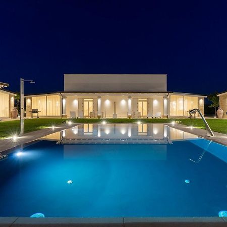 Dimora Fraschi Aparthotel Casarano Buitenkant foto